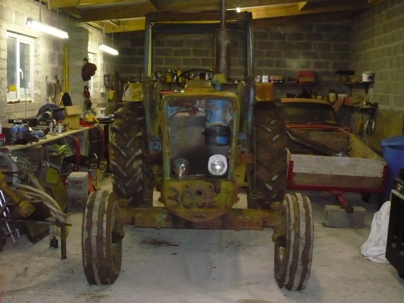 Ford 5000 tractor